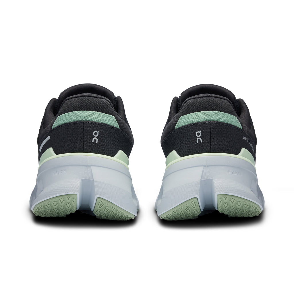On Running Women's Cloudrunner 2