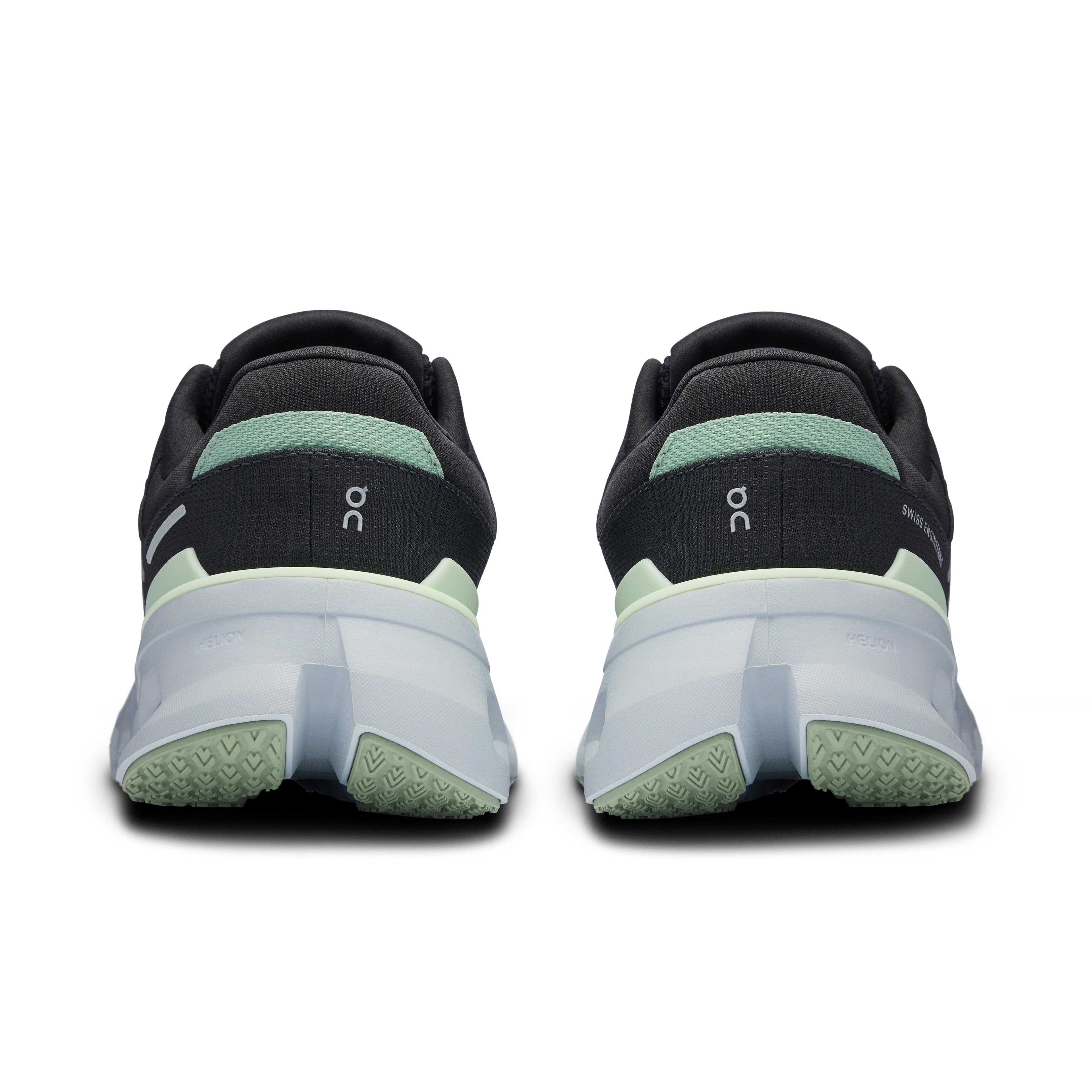 On Running Women's Cloudrunner 2
