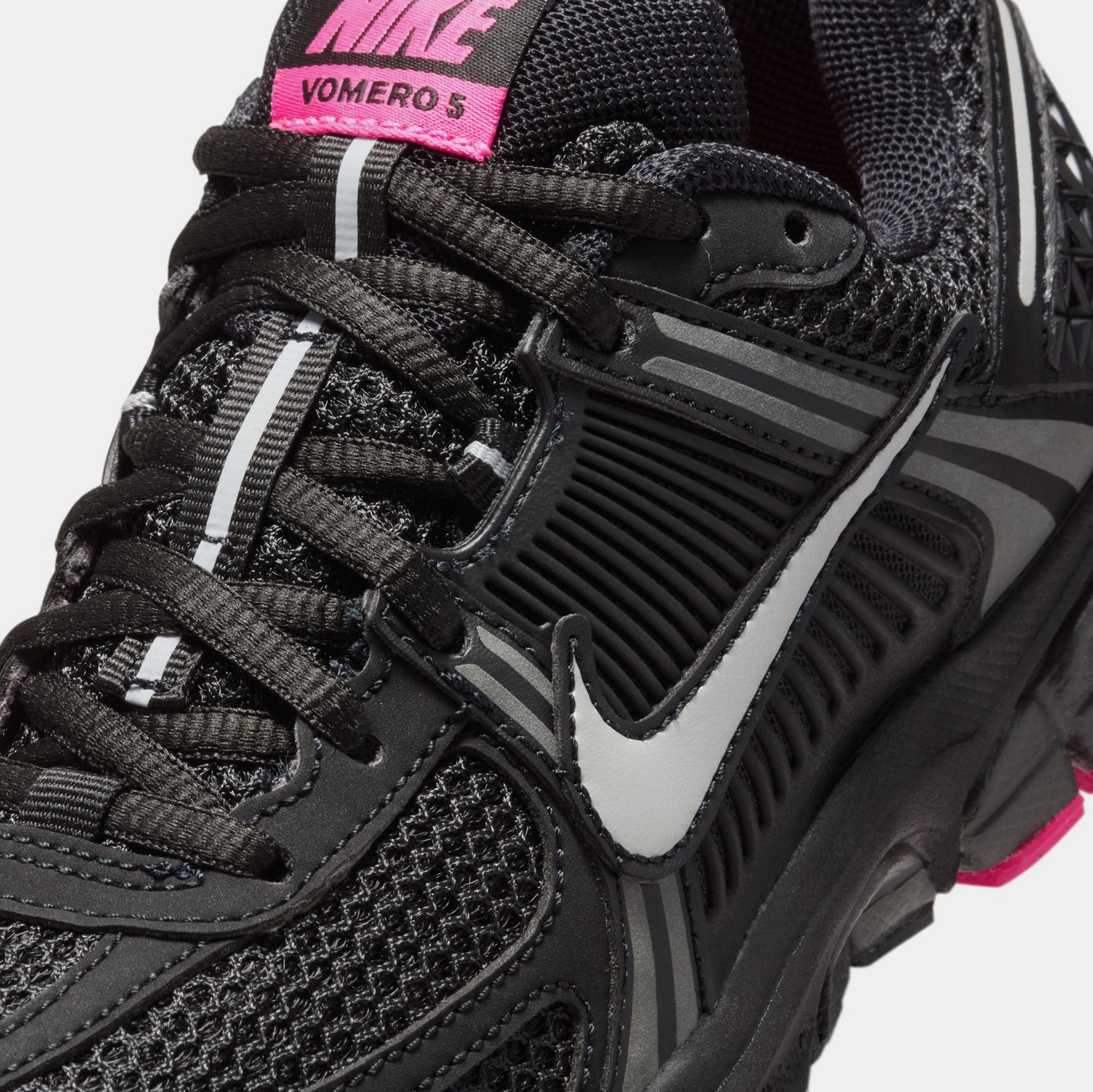 Zoom Vomero 5 Grade School Running Shoes (Black/Metallic PLatinm/Anthracite)