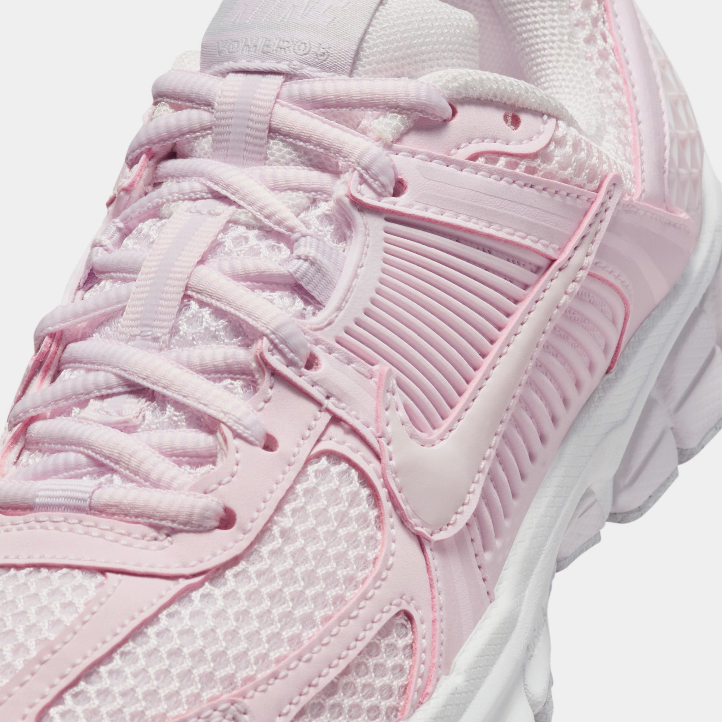 Vomero 5 Grade School Running Shoes (Pearl Pink/Vast Grey/Bleached Lilac)