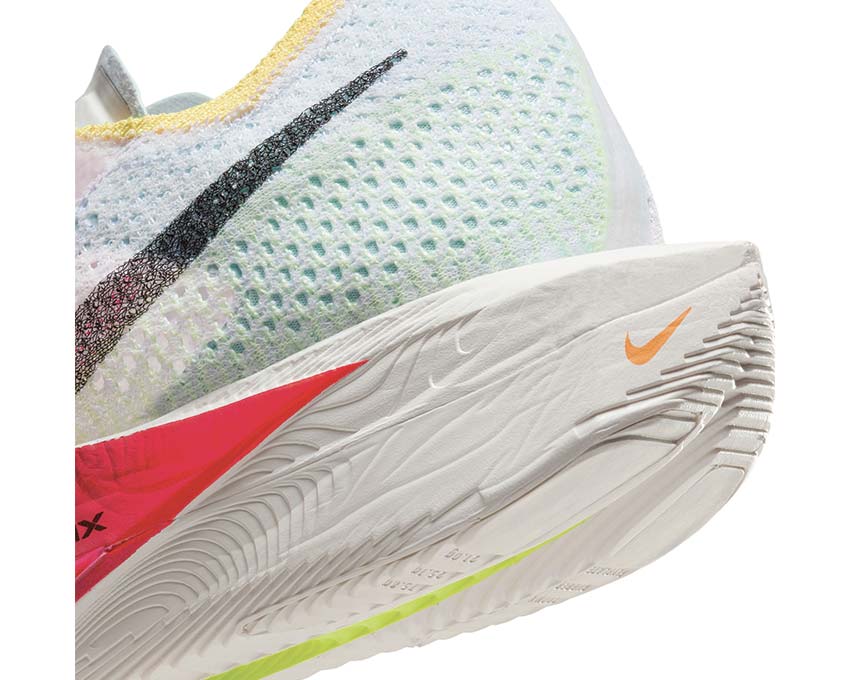 Nike ZoomX Vaporfly Next 3% "Multicolor"