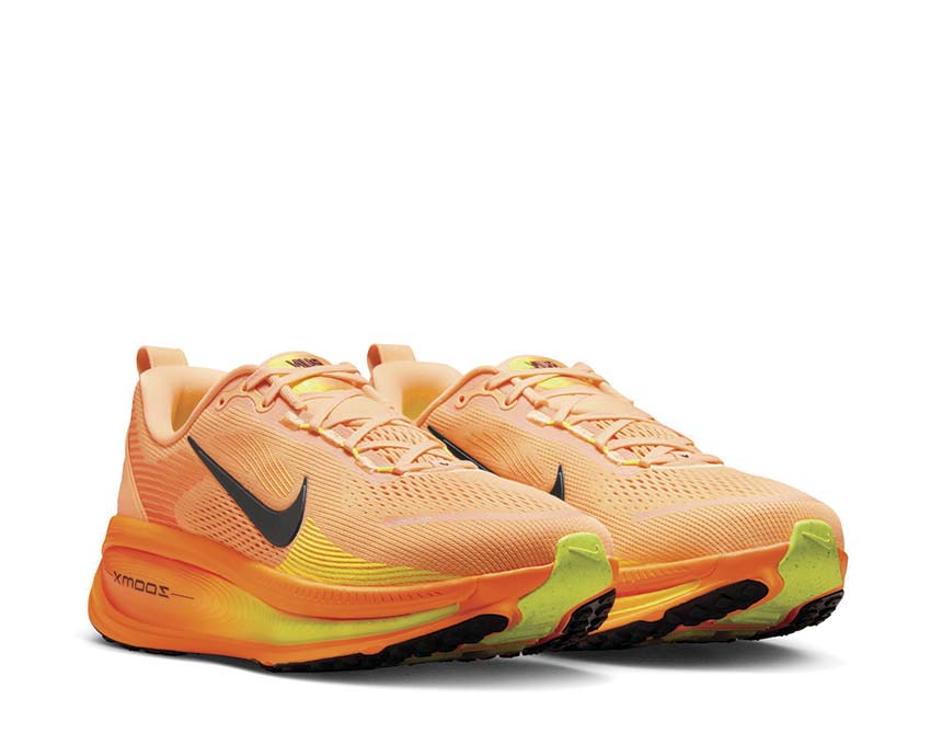 Nike Vomero 18 "Orange Chalk"