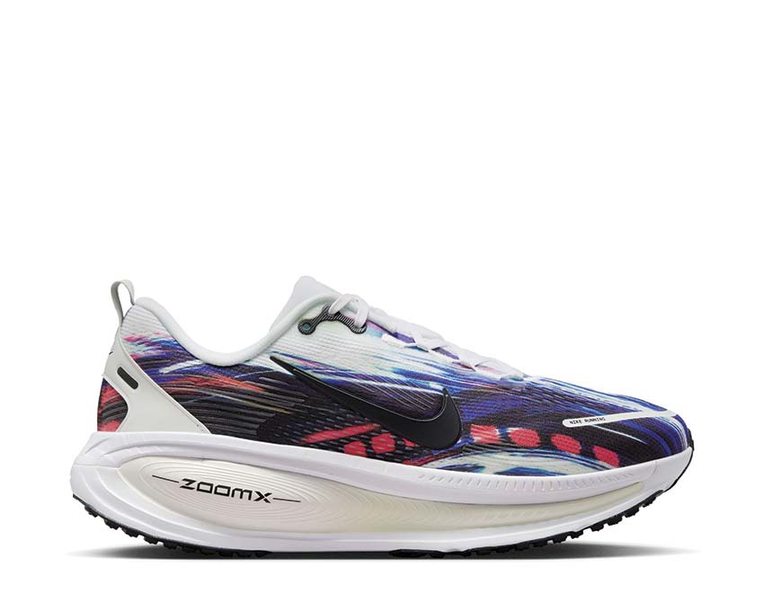 Nike Vomero 18 SE "Light Trails"