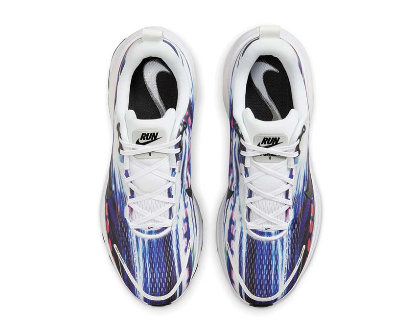 Nike Vomero 18 SE "Light Trails"