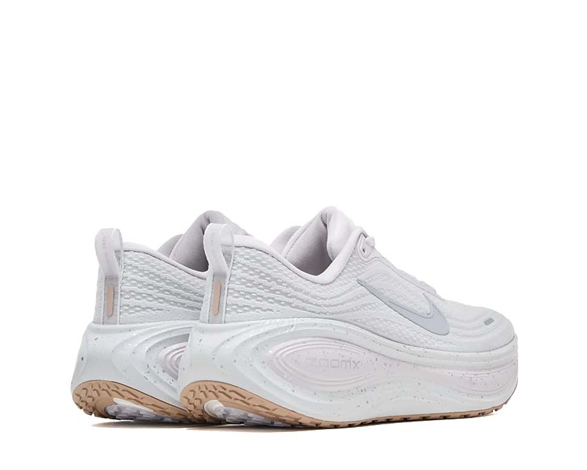 Nike Vomero Plus Speckle "Vast Grey"