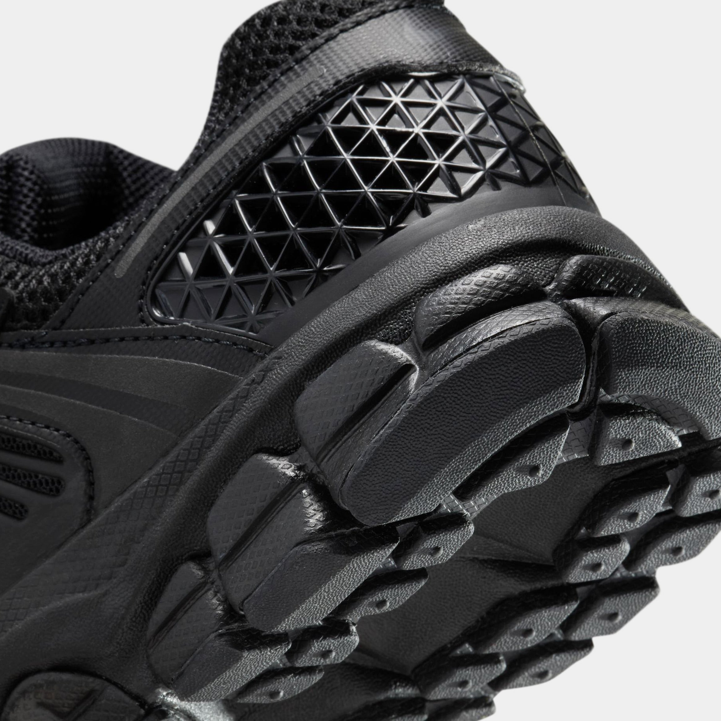 Vomero 5 Grade School Running Shoes (Black/Black)