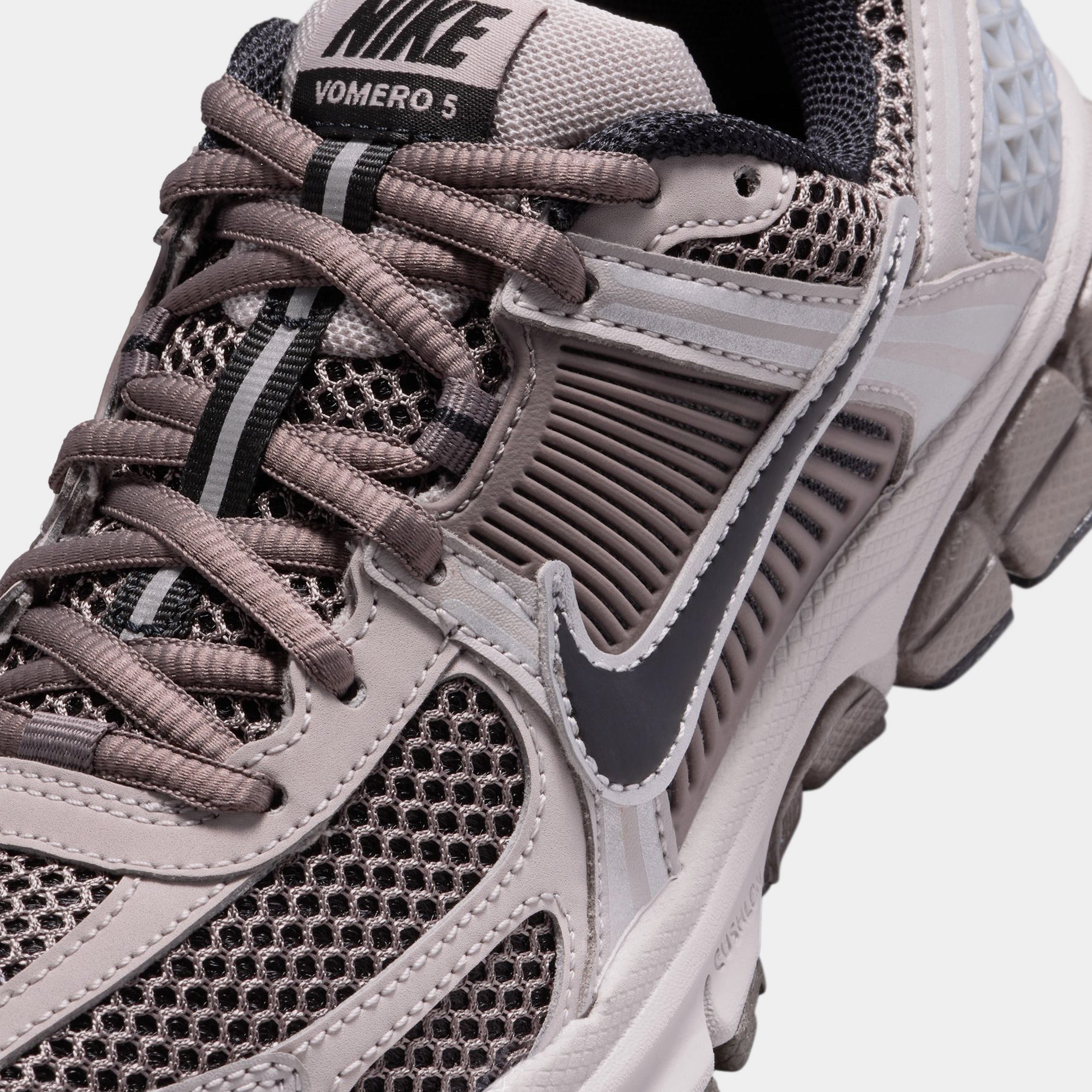 Vomero 5 Grade School Running Shoes (College Grey/Black/Cave Stone)