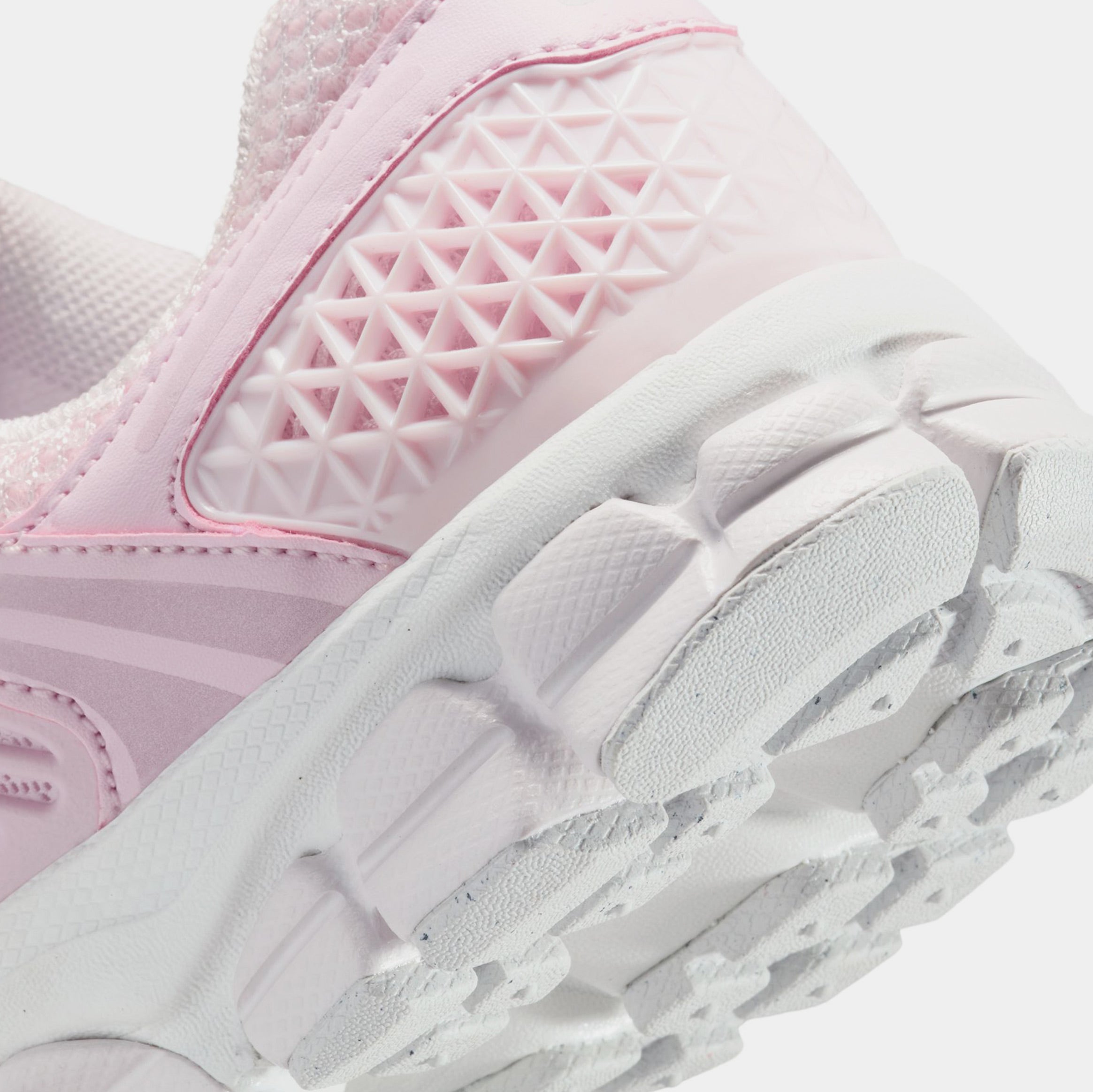Vomero 5 Grade School Running Shoes (Pearl Pink/Vast Grey/Bleached Lilac)