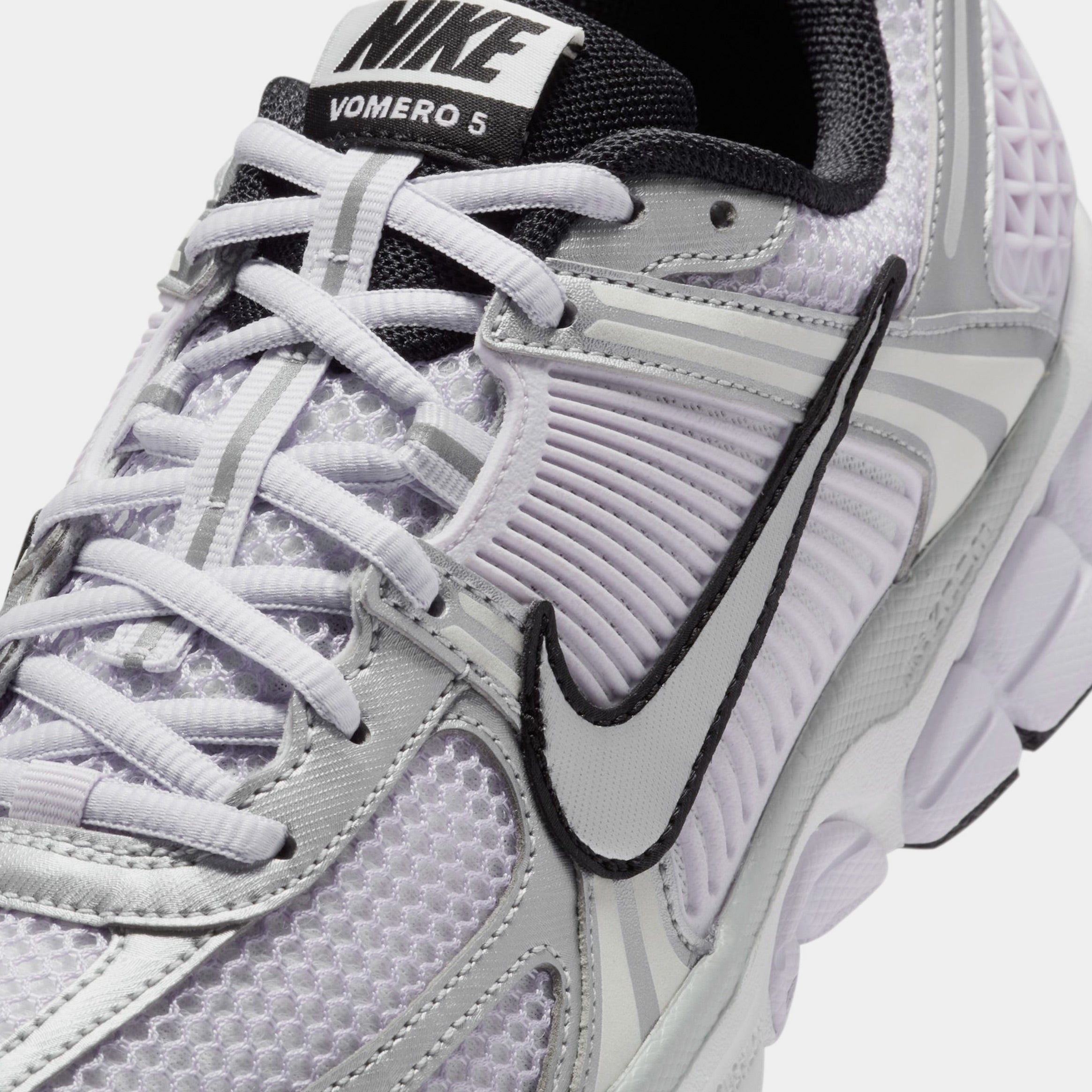Zoom Vomero 5 Womens Running Shoes (Barely Grape/Metallic Silver/Photon Dust)